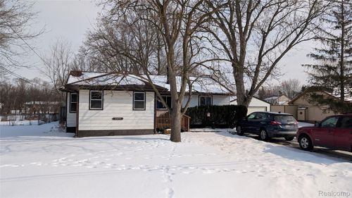 3375 Grant Rd, Rochester Hills, MI, 48309-4114 | Card Image