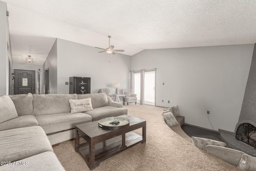 5249 W Mountain View Rd, Glendale, AZ, 85302-2302 | Card Image