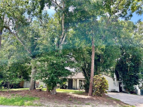 17017 Paula Ln, LUTZ, FL, 33558-4818 | Card Image