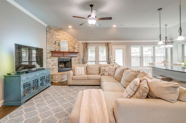 201 Saxon St, House other with 3 bedrooms, 2 bathrooms and null parking in Waxahachie TX | Image 18