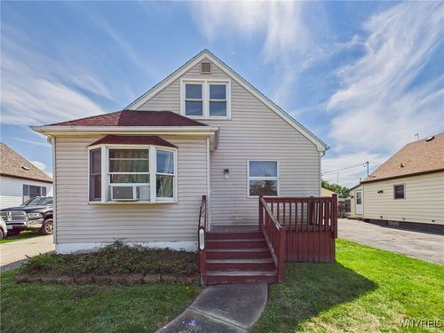 857 French Rd, Cheektowaga, NY, 14227-3629 | Card Image
