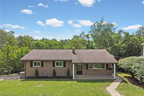 2955 Linda Way, Steubenville, OH, 43952-2454 | Card Image