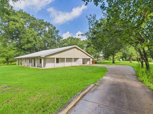 5771 Amrock Rd, Orange, TX, 77632-5857 | Card Image