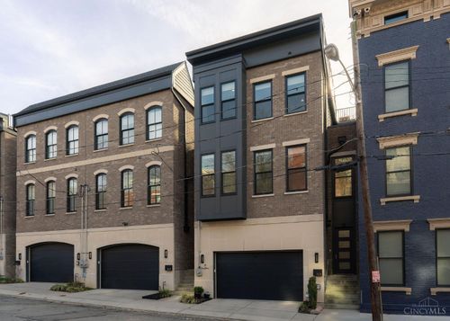 305 Seitz St, Cincinnati, OH, 45202 | Card Image