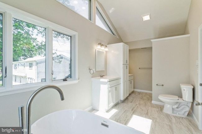 213 Buchanan Ave, House other with 4 bedrooms, 4 bathrooms and null parking in Milmont Park PA | Image 7