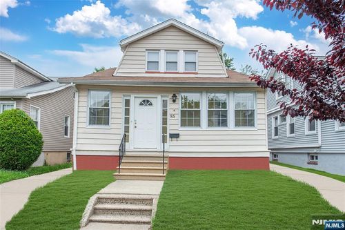 85 Jacoby St, Maplewood, NJ, 07040-3057 | Card Image