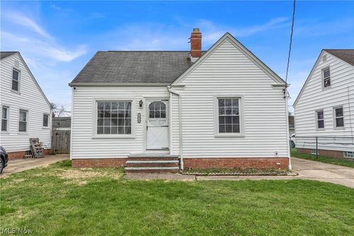 20550 Wilmore Ave, Euclid, OH, 44123-2810 | Card Image