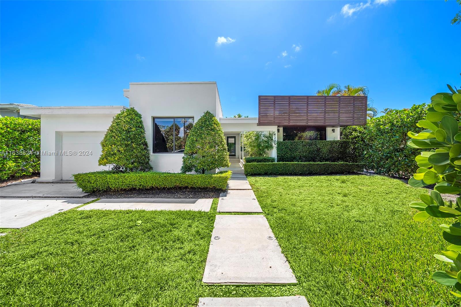 Prairie Ave, Miami Beach, FL 33140