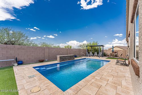 17758 S Silent Meadows Path, Sahuarita, AZ, 85629-1401 | Card Image