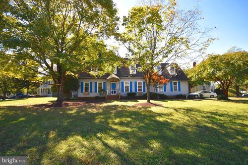 6104 Patrician Ct, FREDERICKSBURG, VA, 22407-8405 | Card Image