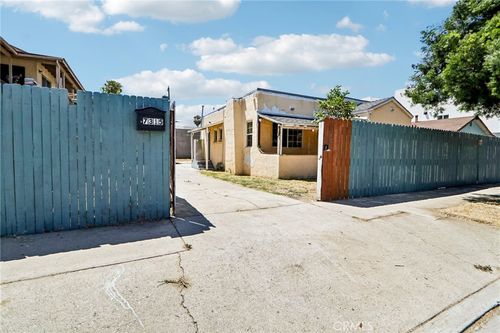 7315 Woodley Ave, Van Nuys, CA, 91406-3402 | Card Image