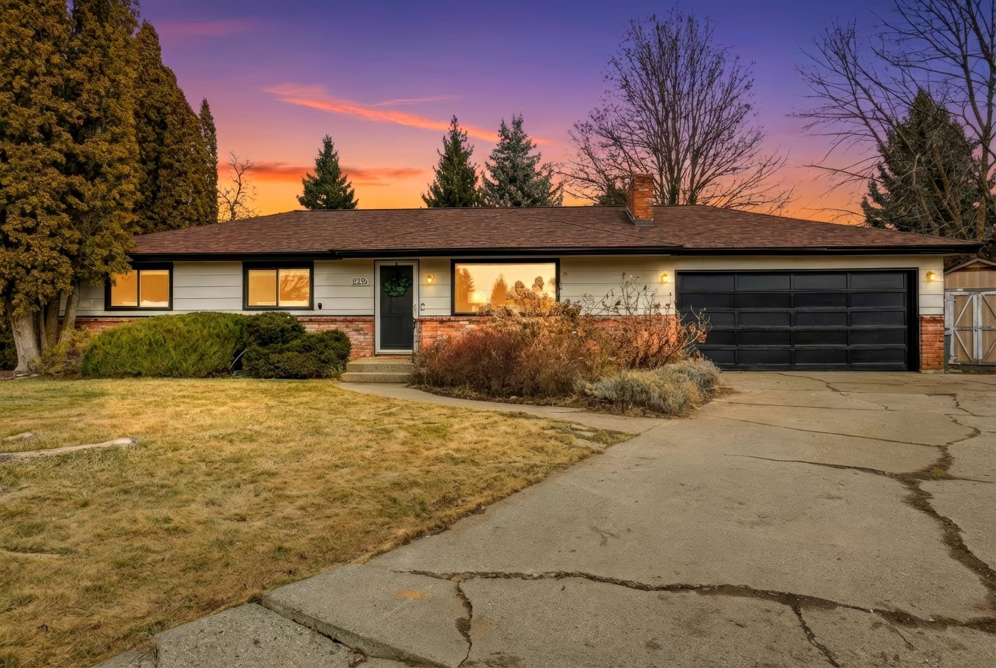2215 E 58 Th Ct, For Sale in Spokane - eXp Realty