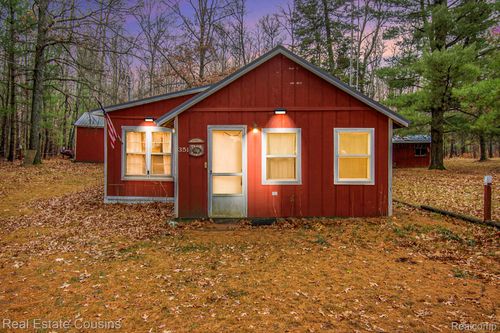 351 Oak Lake Rd, Mio, MI, 48647 | Card Image