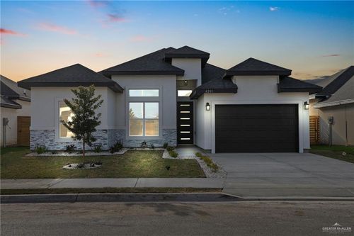 4201 S Kemp Ave, Edinburg, TX, 78542-7596 | Card Image