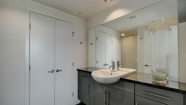 APT-1707 - 300 Bowie St, Condo with 2 bedrooms, 2 bathrooms and 2 parking in Austin TX | Image 19