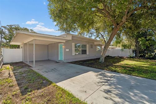 516 64th St S, St Petersburg, FL, 33707-2353 | Card Image