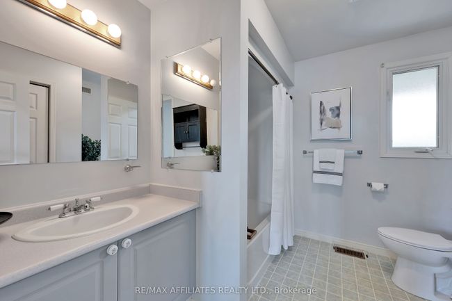 5210 Meadowland Dr, House other with 3 bedrooms, 3 bathrooms and 6 parking in Cardinal ON | Image 30