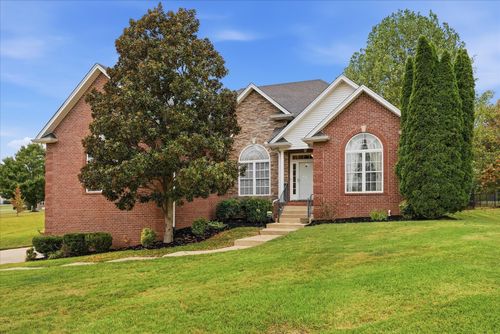 4006 Pilgrim Trl, Greenbrier, TN, 37073-5038 | Card Image