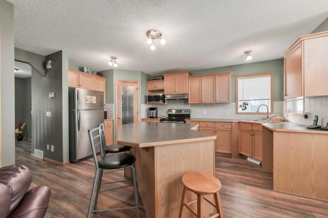 192 Stonegate Crescent Nw, Home with 4 bedrooms, 2 bathrooms and 4 parking in Airdrie AB | Image 13