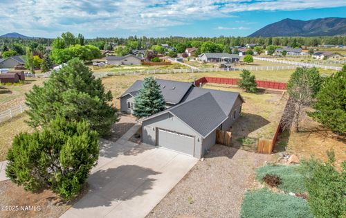 11010 Henry Drive, Flagstaff, AZ, 86004 | Card Image