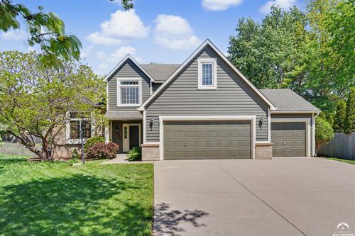 4304 Crofton Terrace, Lawrence, KS, 66049 | Card Image