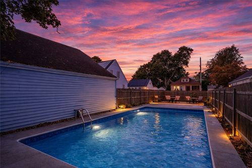 103 Clews St, Pawtucket, RI, 02861-1405 | Card Image