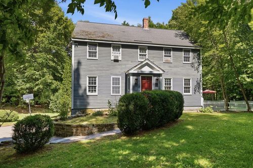 3 Partridge Ln, East Kingston, NH, 03827-2052 | Card Image