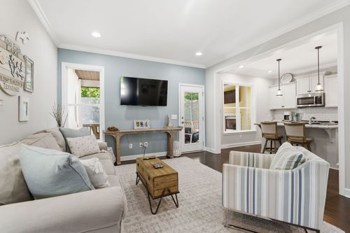 199 Evans Dr, Tullahoma, TN, 37388-6402 | Card Image