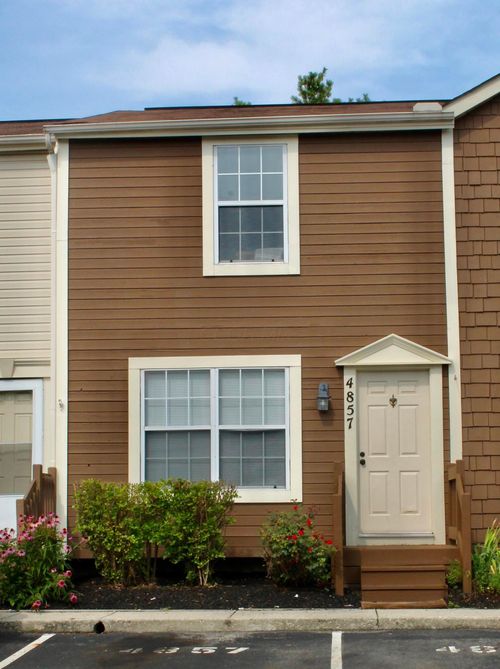 4857 Stoneybrook Blvd, Hilliard, OH, 43026-9367 | Card Image