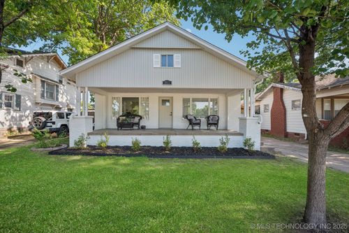 1911 E 13th Pl, Tulsa, OK, 74104-4424 | Card Image
