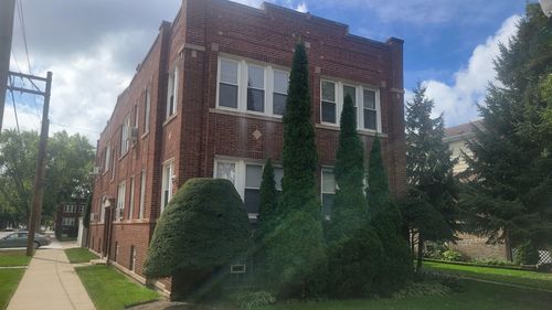 2-3020 N Lavergne Ave, Chicago, IL, 60641-5147 | Card Image