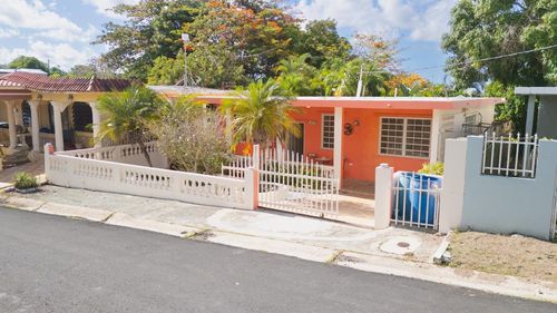 425 Calle Magnolia, Vieques, PR, 00765-4018 | Card Image