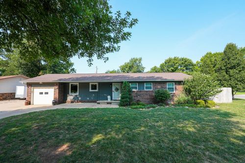 1673 Lawndale Ave, El Dorado, KS, 67042-4216 | Card Image