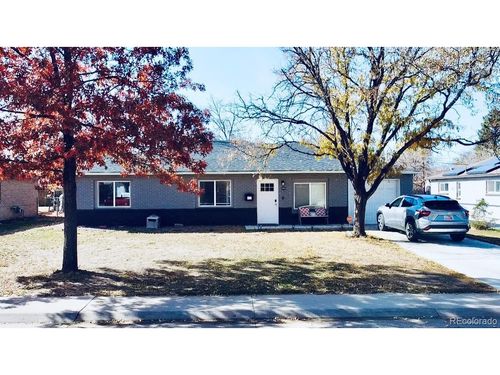 1001 Troy St, Aurora, CO, 80011-6413 | Card Image