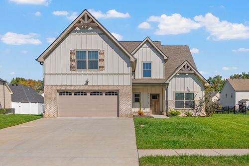 573 Bowden Dr, Clarksville, TN, 37043-1629 | Card Image