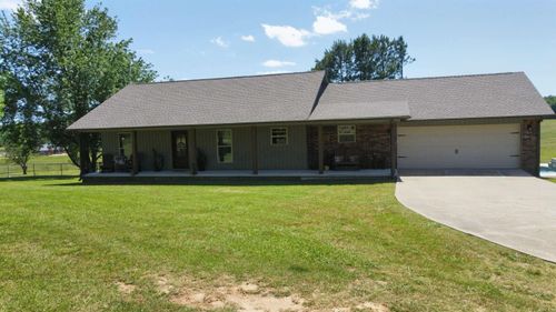 111 Alma Ln, Clarksville, AR, 72830-9452 | Card Image