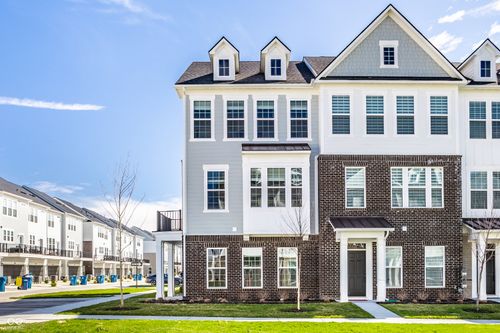 14574 Hanford Ln, Carmel, IN, 46074-6165 | Card Image