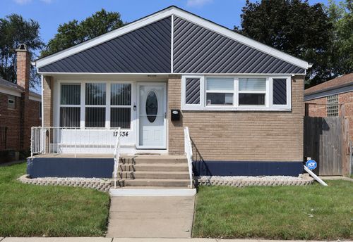 12534 S Lincoln St, Calumet Park, IL, 60827-5627 | Card Image