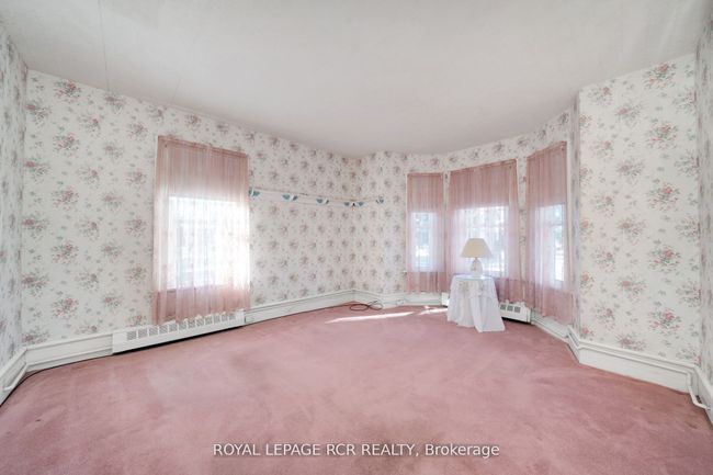 33 Pine Ave, House other with 3 bedrooms, 2 bathrooms and 5 parking in Palgrave ON | Image 11