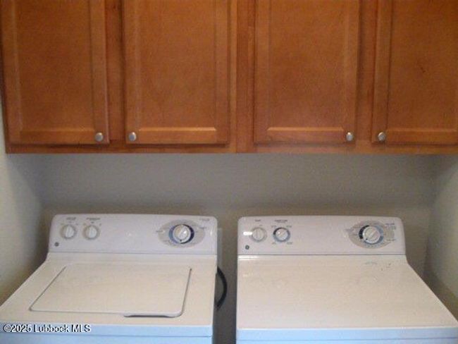 APT-6 - 2106 Main St, Condo with 2 bedrooms, 3 bathrooms and null parking in Lubbock TX | Image 11