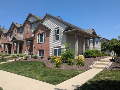 485-485 Conservatory Ln, Aurora, IL, 60502-8914 | Card Image