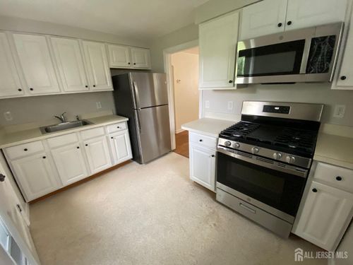1-399 Fairview Ave, Dunellen, NJ, 08812-1513 | Card Image
