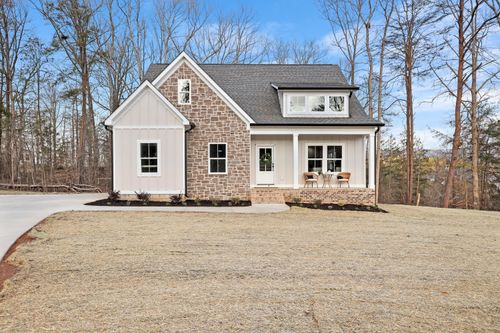 35 Greenview Dr, Dunlap, TN, 37327-8869 | Card Image