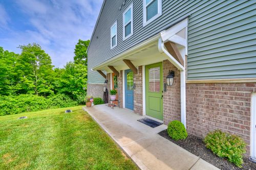 2307 Piazza Rdg, Covington, KY, 41017-3502 | Card Image