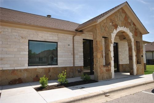 760-2911 A W Grimes Blvd, Pflugerville, TX, 78660 | Card Image