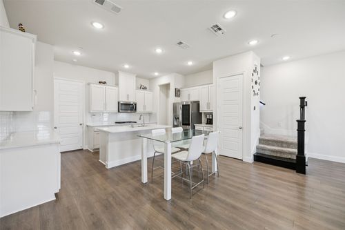 12986 Jk Ojha St, Farmers Branch, TX, 75234-4886 | Card Image