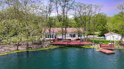 59 Vj Dr, Oakwood, IL, 61858-6202 | Card Image