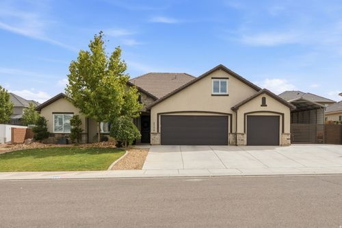 3174 E Sugar Maple Dr, St George, UT, 84790-1394 | Card Image