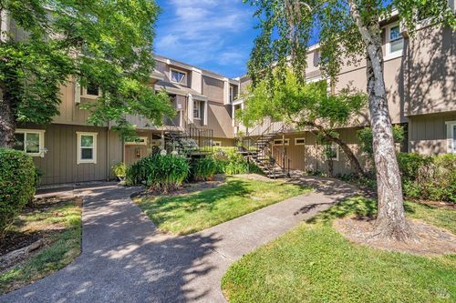7775 Camino Colegio, Rohnert Park, CA, 94928-5527 | Card Image