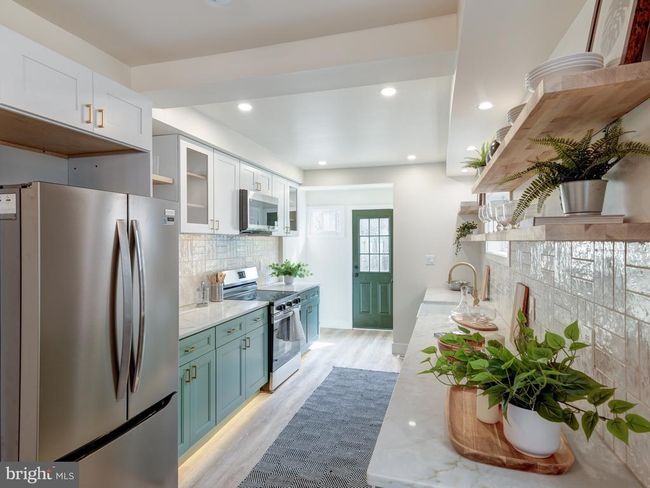 2010 E Dauphin St, Townhouse with 3 bedrooms, 3 bathrooms and null parking in PHILADELPHIA PA | Image 10